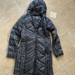 Puffer jacket, lightweight.